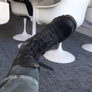 Meet your Posher, Cynthia